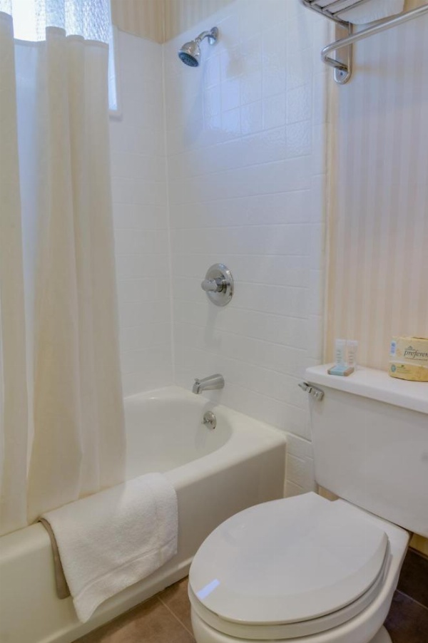 Travelodge by Wyndham San Francisco Bay image 6